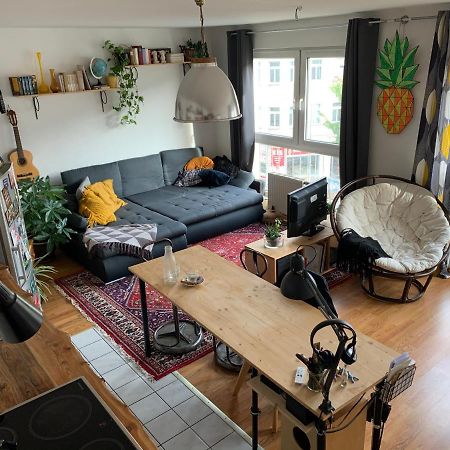 Am Clara-Zetkin-Park, Netflix, Lichtdurchflutet Apartman Lipcse Kültér fotó