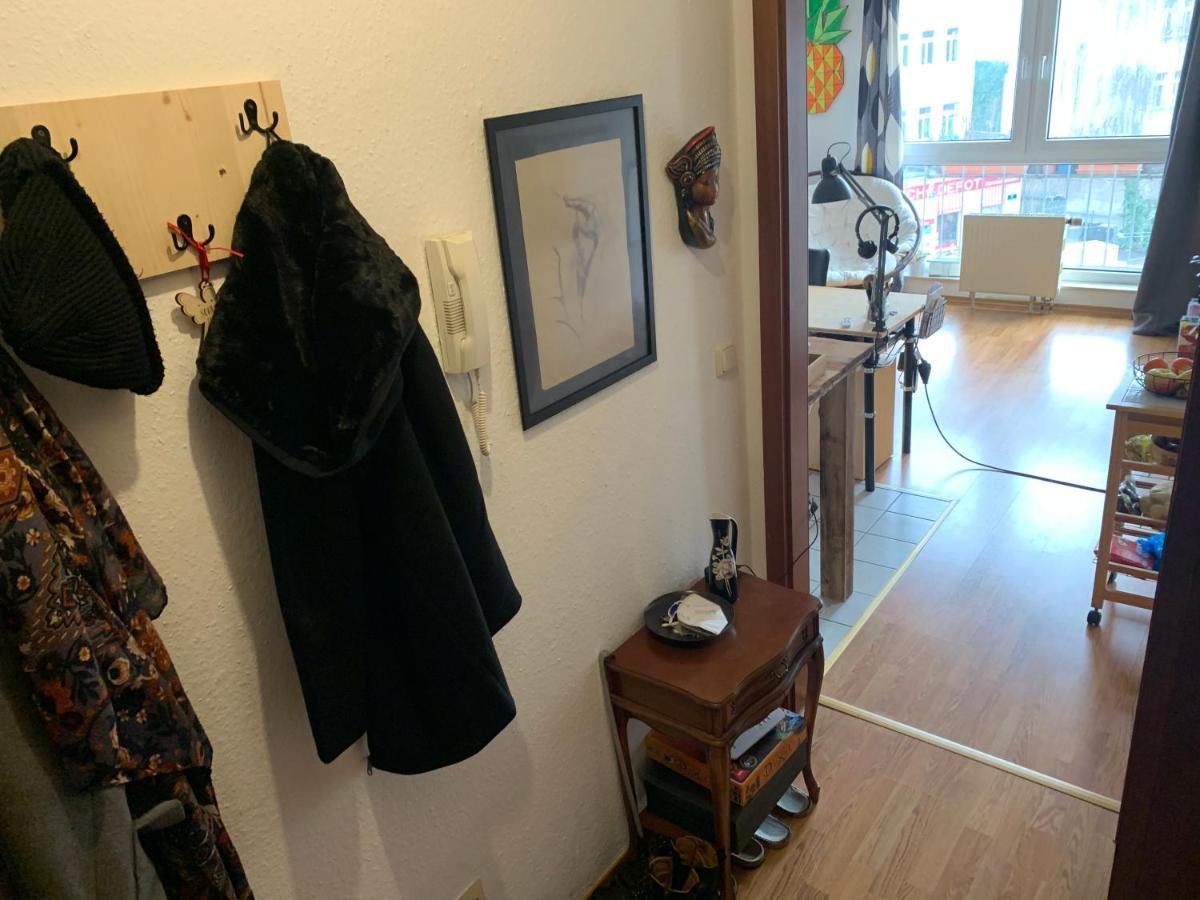 Am Clara-Zetkin-Park, Netflix, Lichtdurchflutet Apartman Lipcse Kültér fotó